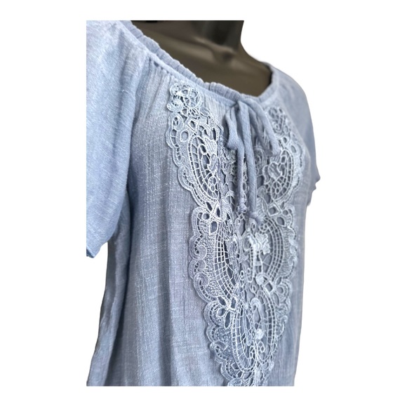 Cato Light Blue Top Size Large - Picture 3 of 4